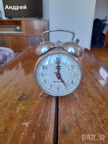 Стар настолен часовник,будилник Hero, снимка 1