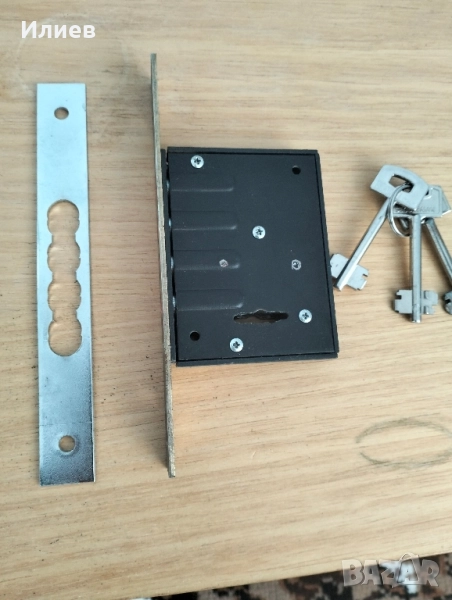 Секретна брава и патрон за брава , снимка 1