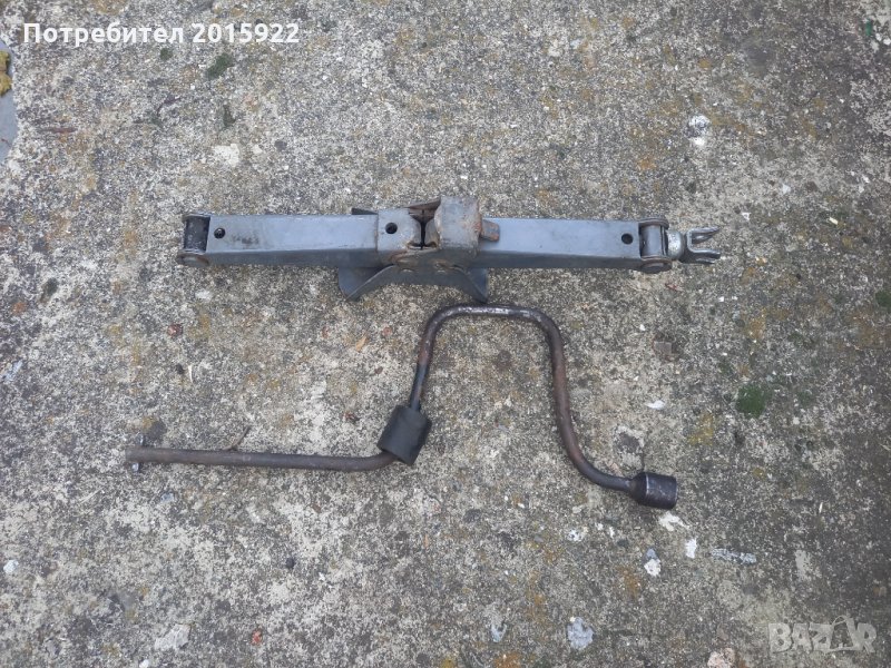 Оригинален крик за Toyota avensis. Corolla.corolla-verso.avensis-verso.Auris, снимка 1