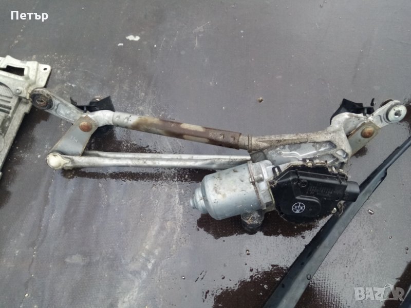 Механизъм + Моторче Тойота ярис след 2006, снимка 1