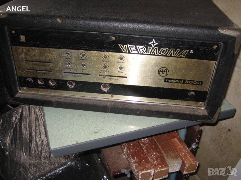 Музикантски ретро аудио усилвател за колекционери, снимка 1