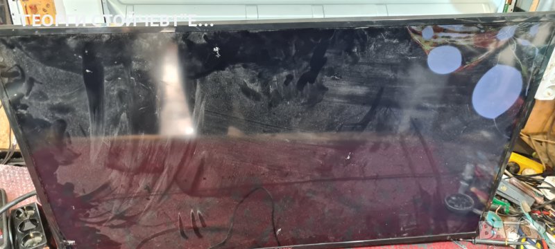 KDL-40R453C СЪС СЧУПЕНА МАТРИЦА, снимка 1