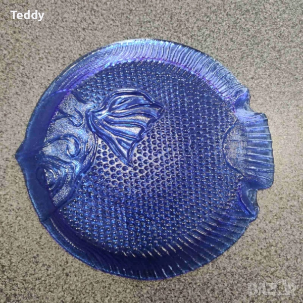 Винтидж прибори за хранене:синя чиния-риба, купа Фабиола, 70-те г., снимка 1