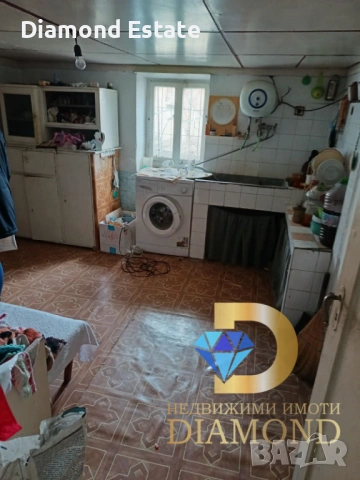 Двуетажна къща в село Върбица общ. Димитровград, снимка 10 - Къщи - 49859239