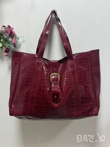 Голяма чанта лак