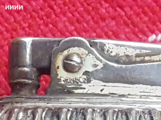 Посребрена бензинова запалка RONSON, снимка 3 - Антикварни и старинни предмети - 53295826