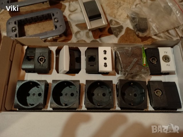 Bticino Axolute рамки и механизми нови , снимка 14 - Ключове, контакти, щепсели - 39006039