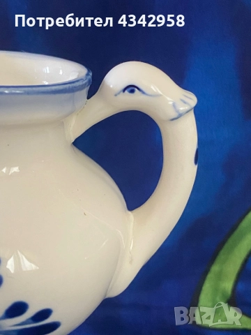 Малка порцеланова вазичка., снимка 2 - Антикварни и старинни предмети - 52132353