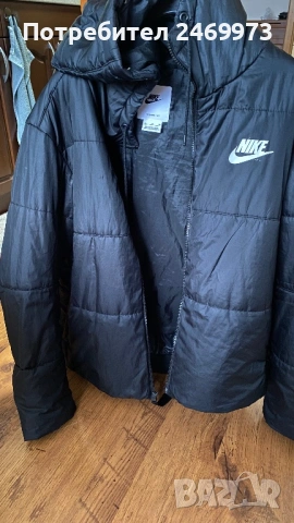 Nike L/XL пухено яке