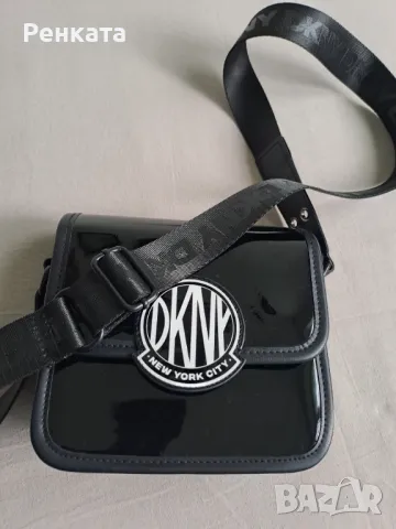 Малка лачена чанта DKNY, снимка 4 - Чанти - 50419233