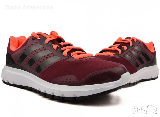 Превърнете вашата тренировка в незабравимо изживяване с обновените дамски маратонки adidas Модела