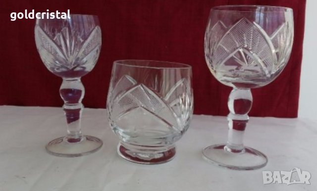 Български кристални чаши , снимка 1 - Антикварни и старинни предмети - 43698540