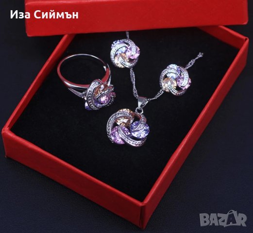 Сребърен комплект обици, пръстен и колие със сапфири и кубични цирконии