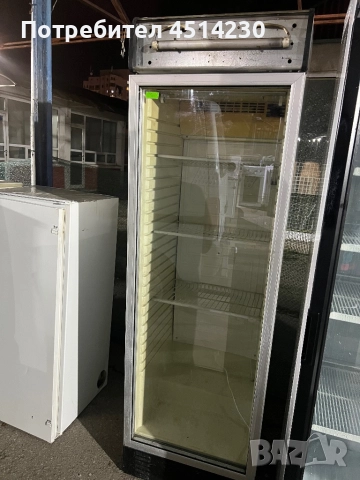 Хладилна витрина, снимка 1