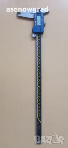 Дигитален шублер 300мм