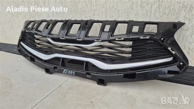 Решетка за предна броня, централна решетка, Kia Ceed Facelift, година 2022 - 2025, код 86350J7DAO, снимка 2 - Аксесоари и консумативи - 50313317