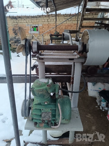 Лентов шлайф, с руски трифазен мотор, снимка 3 - Други машини и части - 53589810