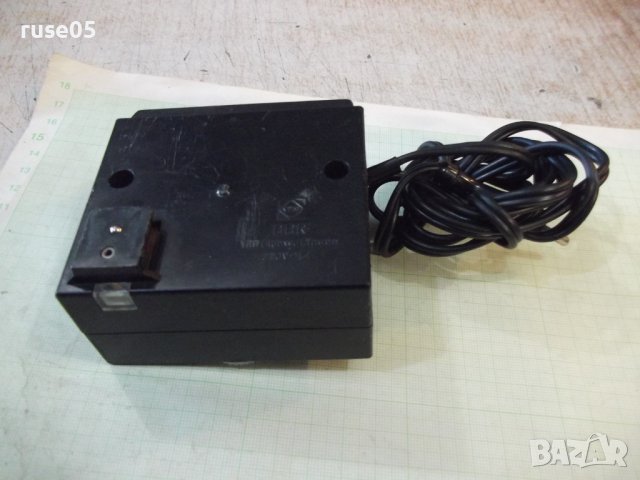 Светкавица германска ( DDR - ГДР ) за фотоапарат работеща, снимка 6 - Светкавици, студийно осветление - 43790976