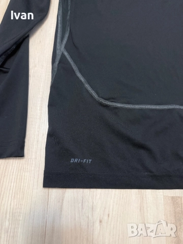 Nike pro combat , снимка 2 - Блузи - 52871718