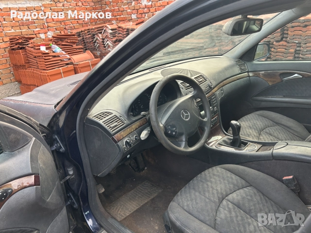 Продавам Mercedes w211 на части, снимка 2 - Автомобили и джипове - 51683872