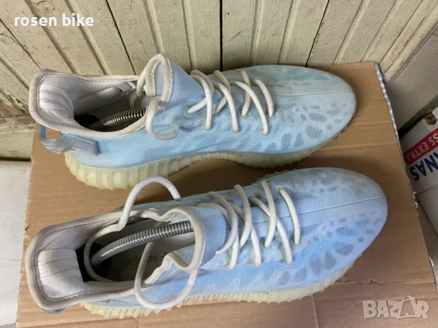 ''adidas Yeezy Boost 350 V2 Mono Ice''оригинални маратонки 45.5 номер, снимка 9 - Маратонки - 47770479