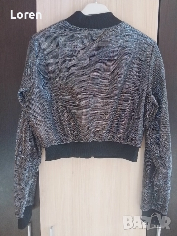 Подарявам!Тънко яке е сребристо , снимка 7 - Якета - 52908021