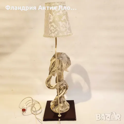 Елегантна настолна лампа "Juliana Collection" (1996) – Veronese Design, снимка 10 - Настолни лампи - 49110343