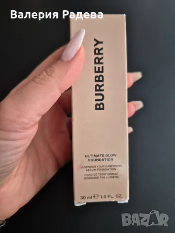 Фон дьо тен Burberry Ultimate Glow , снимка 1 - Декоративна козметика - 48238748