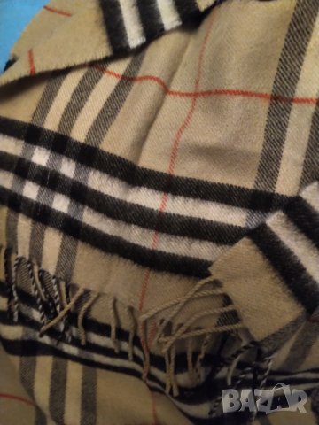 Burberrys оригинален вълнен шал  НАМАЛЕНИЕ , снимка 4 - Шалове - 43315875