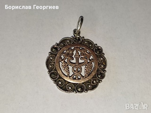 Стара сребърна висулка със злато, снимка 2 - Колиета, медальони, синджири - 37916496