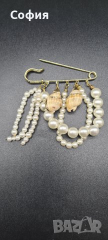 Дамска брошка безопасна игла с перли, снимка 1 - Други - 43115605