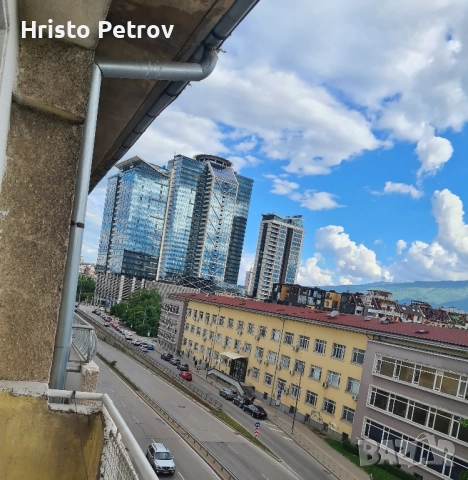 Продавам апартамент до НДК