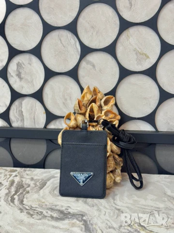 Държач за карти за  шия  christian dior louis vuitton prada mcm, снимка 3 - Други - 51173713