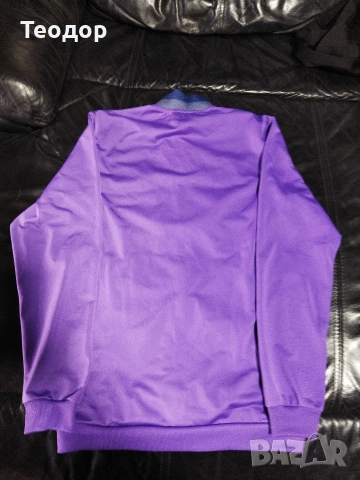 Продавам футболен екип на Реал Мадрид струва 30 лв чисто нов е от сезон 2017, снимка 2 - Спортни екипи - 52974941