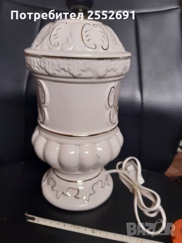 Лампа , снимка 2 - Настолни лампи - 27801789