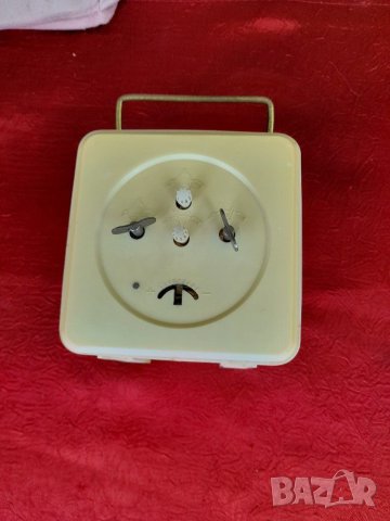 Стар будилник-Янтар, снимка 6 - Антикварни и старинни предмети - 40832927