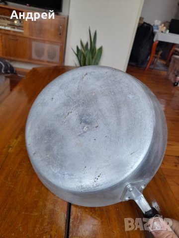 Стар алуминиев тиган #7, снимка 6 - Антикварни и старинни предмети - 38672873