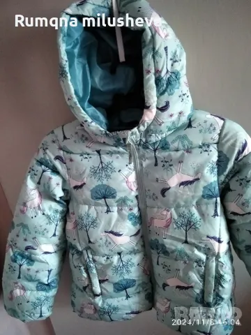 Яке за момиче 9/10, снимка 4 - Детски якета и елеци - 47893925