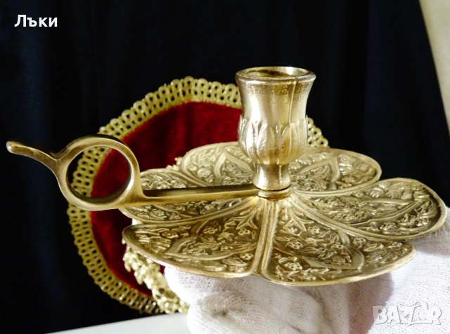 Викториански бронзов свещник,детелина,орнаменти. , снимка 6 - Антикварни и старинни предмети - 52417433