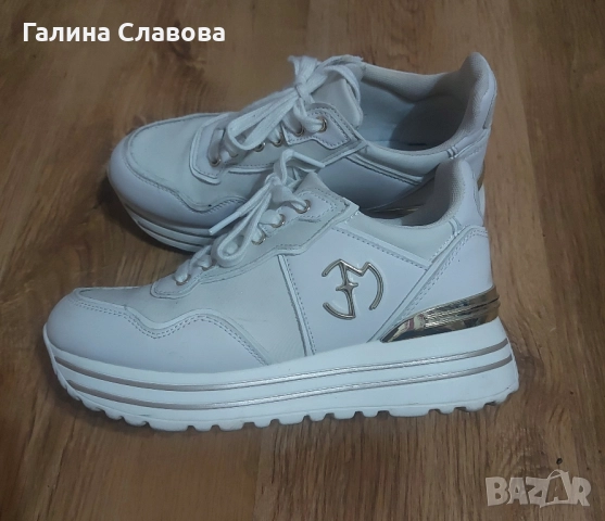 Дамски сникърси Eva Minge