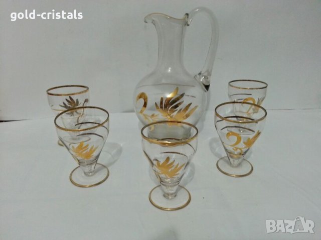 Стъклени чаши чашки и каничка , снимка 1 - Антикварни и старинни предмети - 26952852
