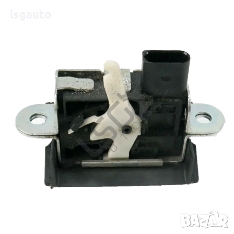 Брава заден капак Volkswagen Scirocco III 2008-2017 ID:149348, снимка 2 - Части - 51613911