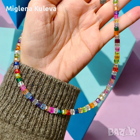 Дамско колие от квадратна мъниста 