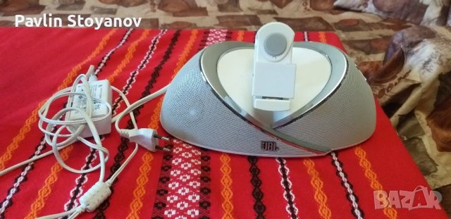 Докинг станция JBL On Beat с блутуут адаптер , снимка 1 - Bluetooth тонколони - 36671113