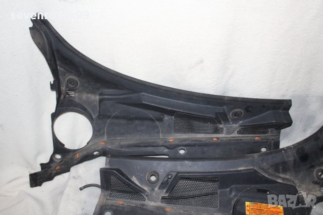 Кора под чистачките Jaguar XF 2010, снимка 3 - Части - 28687479