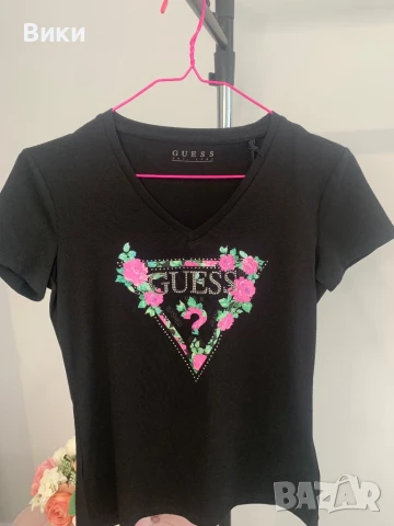 Нова тениска Guess, размер М, подходяща и за S, снимка 7 - Тениски - 50593700