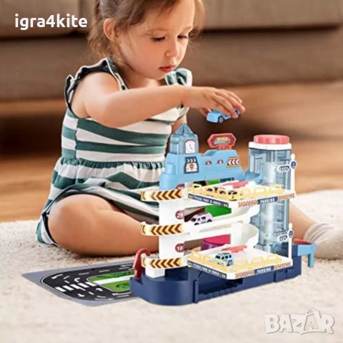 Топ Триетажен паркинг с асансьор, колички, постелка, звук и светлини, снимка 6 - Коли, камиони, мотори, писти - 38527070