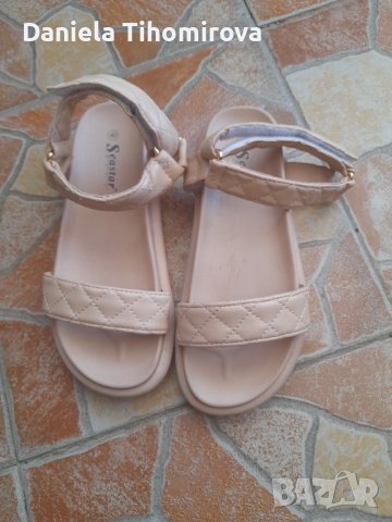 Дамски обувки, снимка 1 - Сандали - 37414614