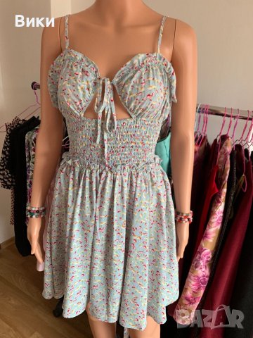 Красива рокля размер S/M, снимка 2 - Рокли - 40754793