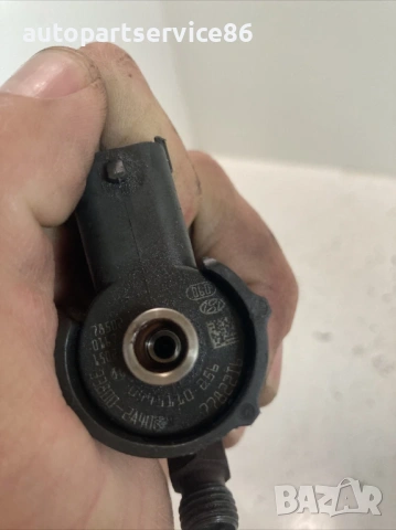 Горивен инжектор за KIA Ceed 1.6 CRDi (2008) 0445110256, 33800-2A400, снимка 2 - Части - 53235883